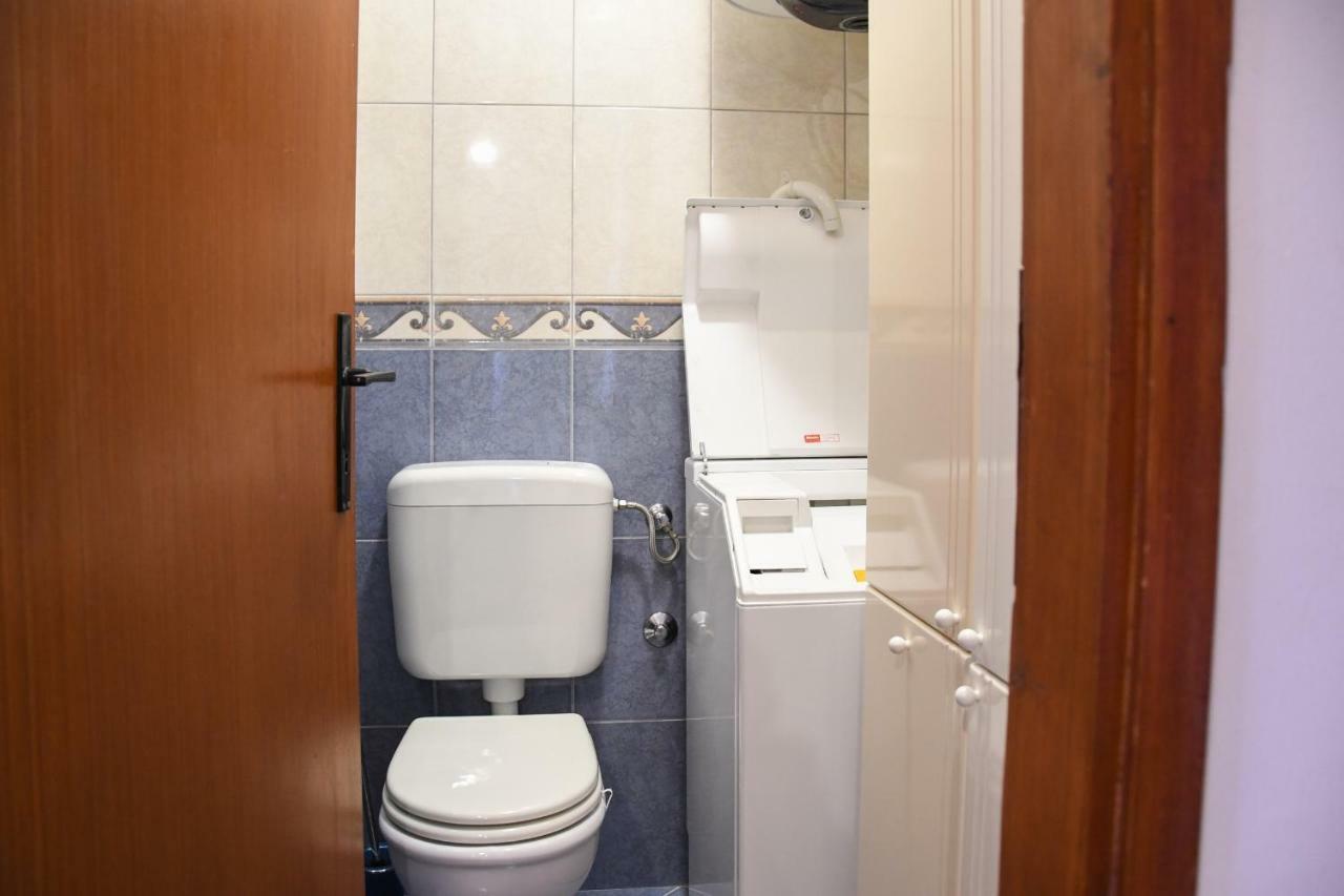 Duska Apartment Umag Bagian luar foto