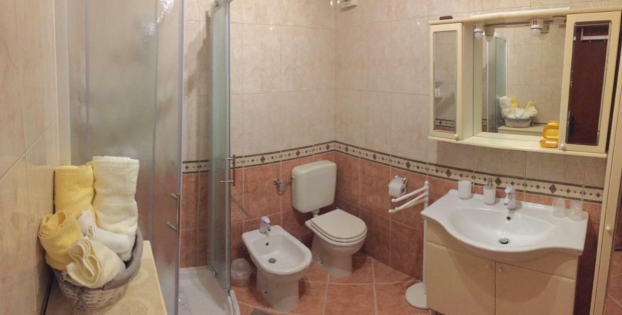 Duska Apartment Umag Bagian luar foto